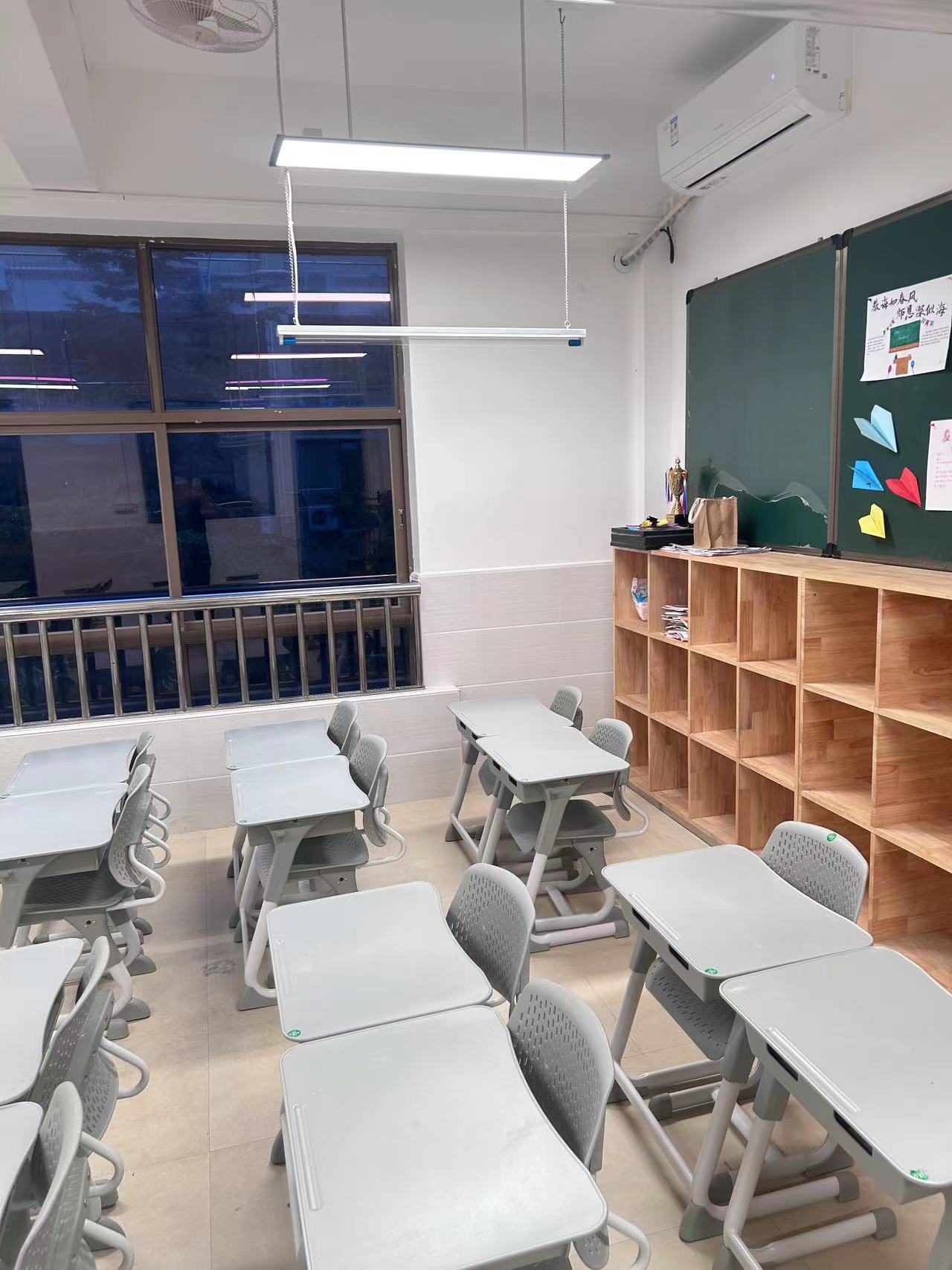博恩教育课椅进驻深圳市龙华区玉龙学校|守护少年健康午休(图2) 1b7aa33ee389cce312dbd5b3d9bf1de.jpg